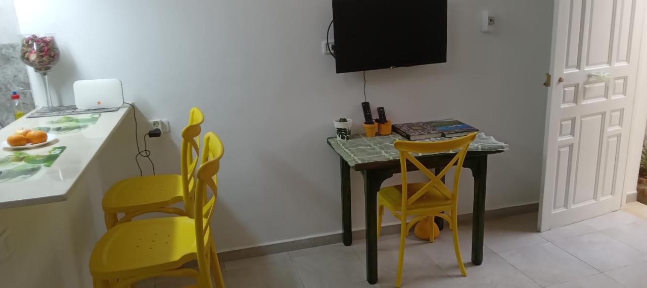 Studio, Cite La Gazelle ,Pas Jafar, Quartier Calme 10 Min De L'Aeroport Pres Du Technopark Eksteriør billede