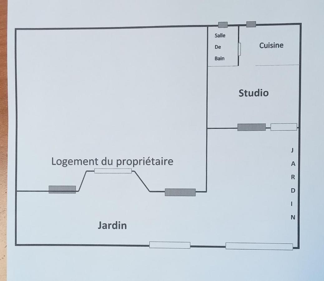 Studio, Cite La Gazelle ,Pas Jafar, Quartier Calme 10 Min De L'Aeroport Pres Du Technopark Eksteriør billede